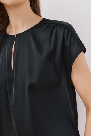 Blusa Manga Corta Satinada con Abertura