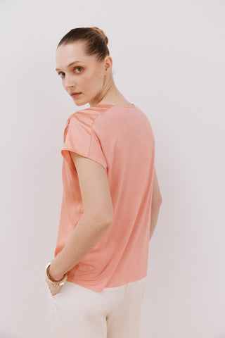 Blusa Manga Corta Satinada con Abertura