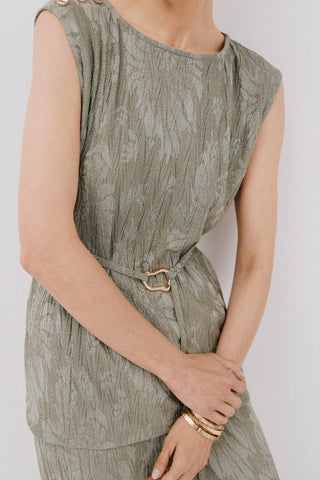 Blusa Tejido Jacquard con Hebilla.