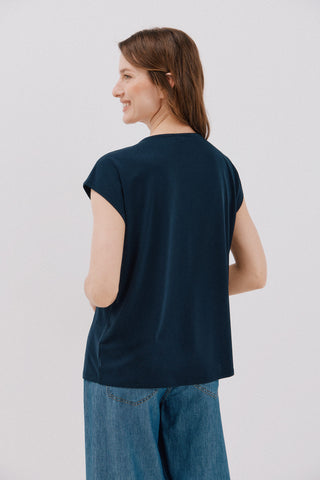 Camiseta Manga Corta con Cuello V.