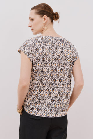 Camiseta Manga Corta con Cuello V
