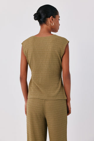 2.T.Ki. Top Broche.