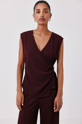 2.T.Ki. Top Broche.