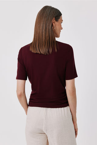 2.T.Ki. Camiseta Nudo.