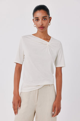 2.T.Ki. Camiseta Nudo.