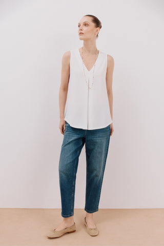 Blusa sin Mangas con Detalle Plisado