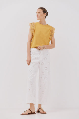 Camiseta Manga Corta con Crochet