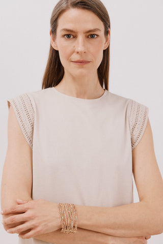 Camiseta Manga Corta con Detalle Crochet