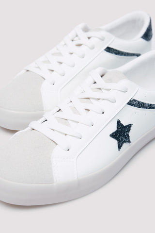 Tenis con Detalle Estrella Brillante