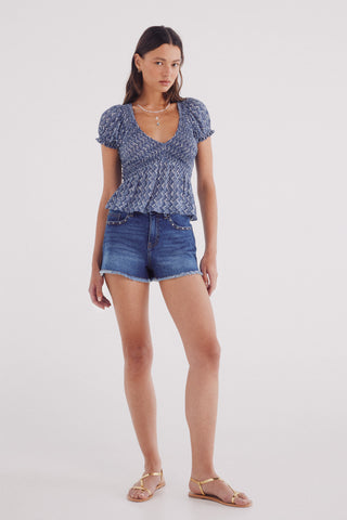 Blusa con Cuello V Estampado Geométrico