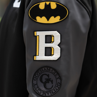PREVENTA Jacket Varsity Batman Saprissa.