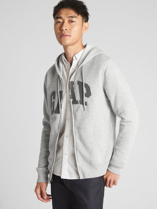 Sudadera con capucha y cremallera con logo.