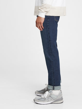 Straight Jeans.