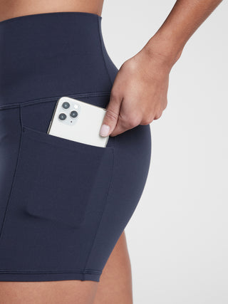 Salutation Short Talle Alto