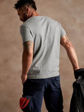 Camiseta Cuello V de Algodón