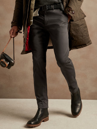 Pantalón Chino Talle Medio con Bolsillos