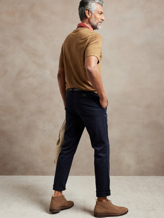 Pantalón Chino Talle Medio con Bolsillos