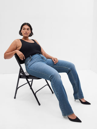 Jeans Rectos Talle Alto con Bolsillos.
