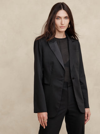 Blazer Ajustado con Solapa de Pico