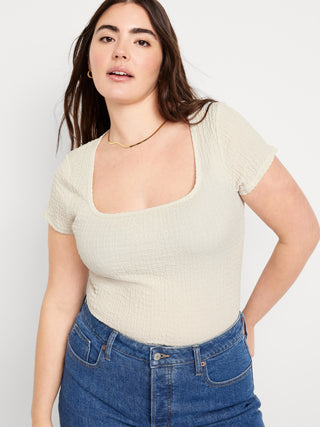 Camiseta Entallada Cuello Cuadrado