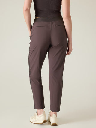 Pantalón Tobillero de Talle Medio