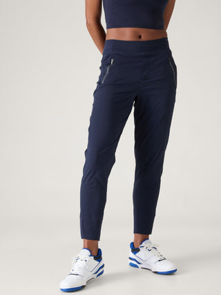 High-Waisted Sports Pants with Pockets