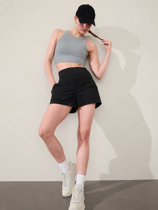 Short Deportivo Talle Medio con Bolsillos