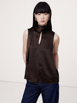 Blusa de Seda con Lazo en el Cuello