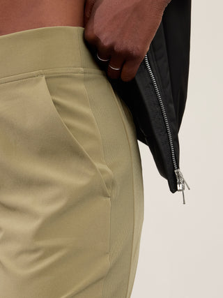 Pantalón Tobillero de Talle Medio