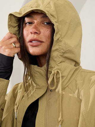 Chaqueta Larga Cuello Alto Resistente al Agua