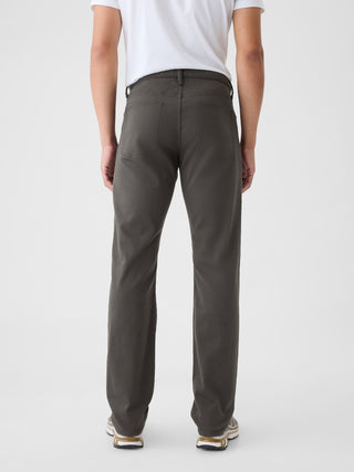 Jeans Recto Talle Medio con Bolsillos