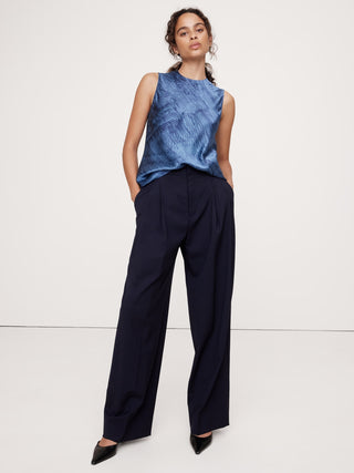 Blusa Cuello Alto sin Mangas de Seda
