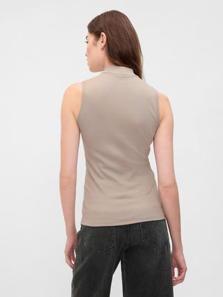 Camiseta Cuello Alto sin Mangas