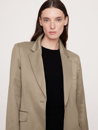 Blazer Ajustado con Bolsillos