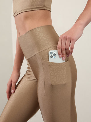 Legging Talle Alto con Relieve Brillante