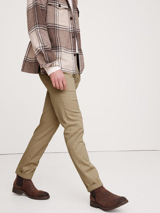 Pantalón Talle Medio con Bolsillos