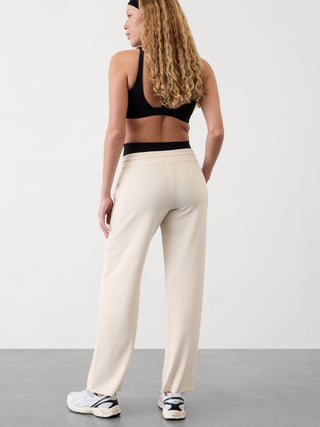Pantalón Recto Talle Medio con Bolsillos