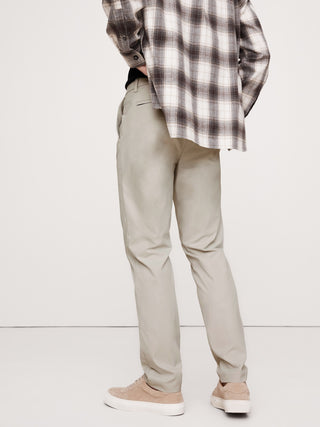 Pantalón Slim Fit con Bolsillos