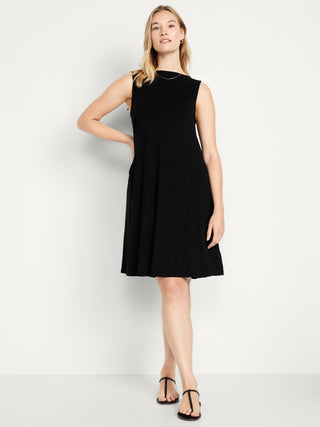 Vestido sin Mangas Cuello Alto