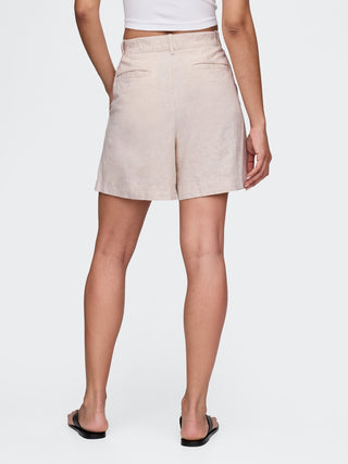 Short Talle Alto con Detalle Plisado