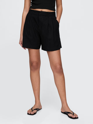 Short Talle Alto con Detalle Plisado
