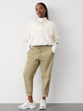 Pantalón Deportivo Talle Medio con Bolsillos