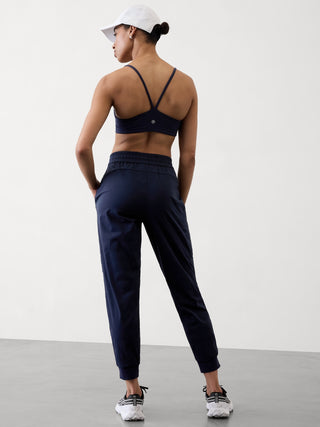 Pantalón Deportivo Talle Medio con Bolsillos