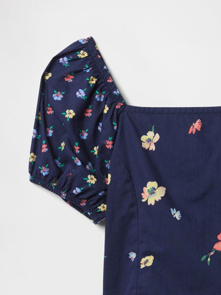 Blusa Escote Cuadrado con Bordado Floral, Niña