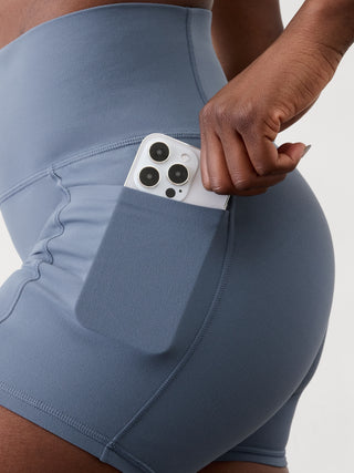 Salutation Short Talle Alto