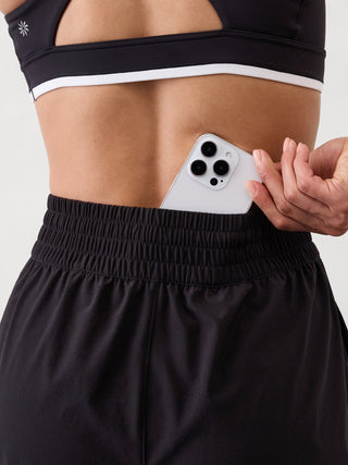 Short Deportivo con Cintura Elástica y Bolsillos