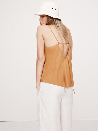 Camiseta de Tirantes con Espalda Abierta