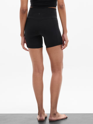 Short Deportivo Talle Alto con Bolsillos