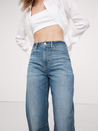 Jeans Barrel Talle Alto con Bolsillos