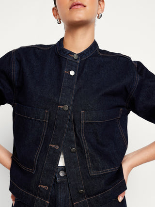 Chaqueta Denim con Bolsillos Delanteros.